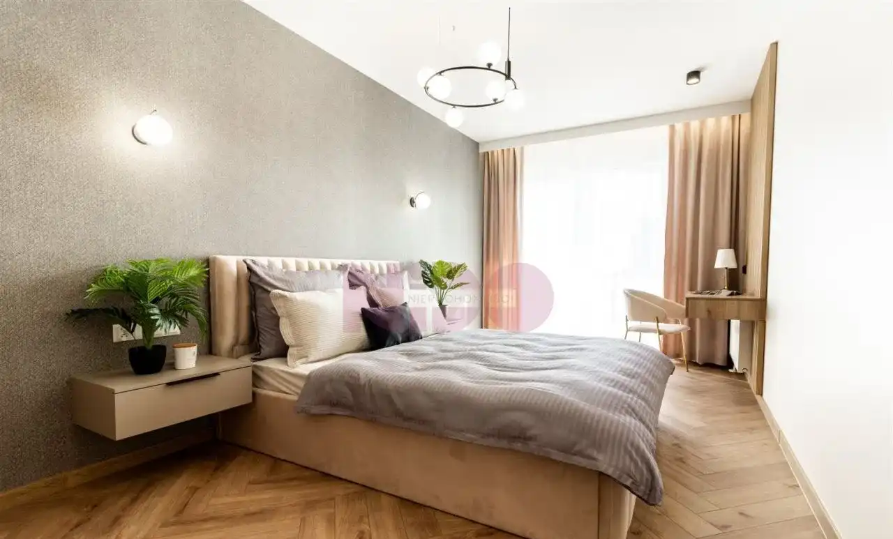 Piękny widok na Odrę i panoramę miasta z 12 piętra