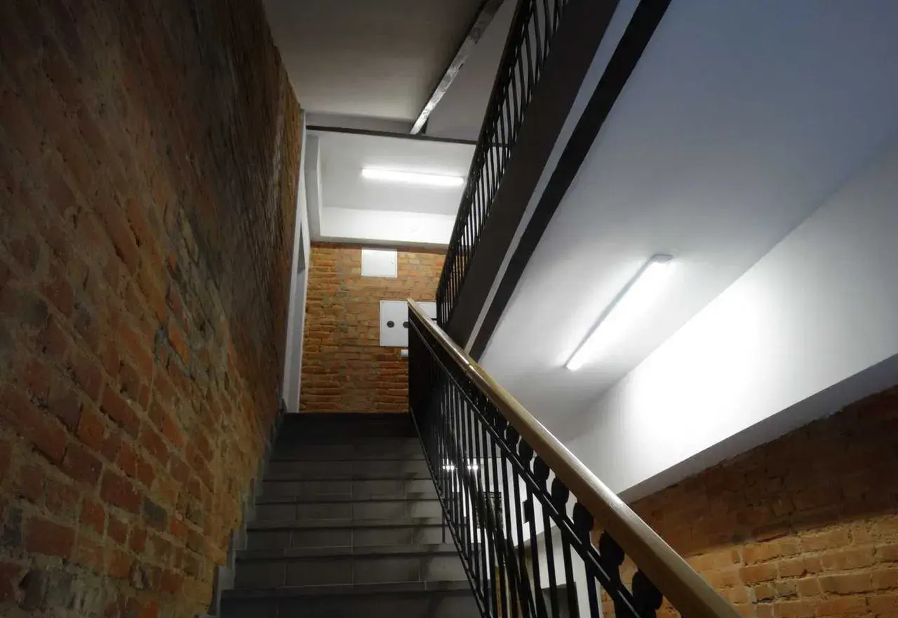 Industrialna kawalerka 24 m² w Łodzi (Śródmieście) - zdjęcie 7