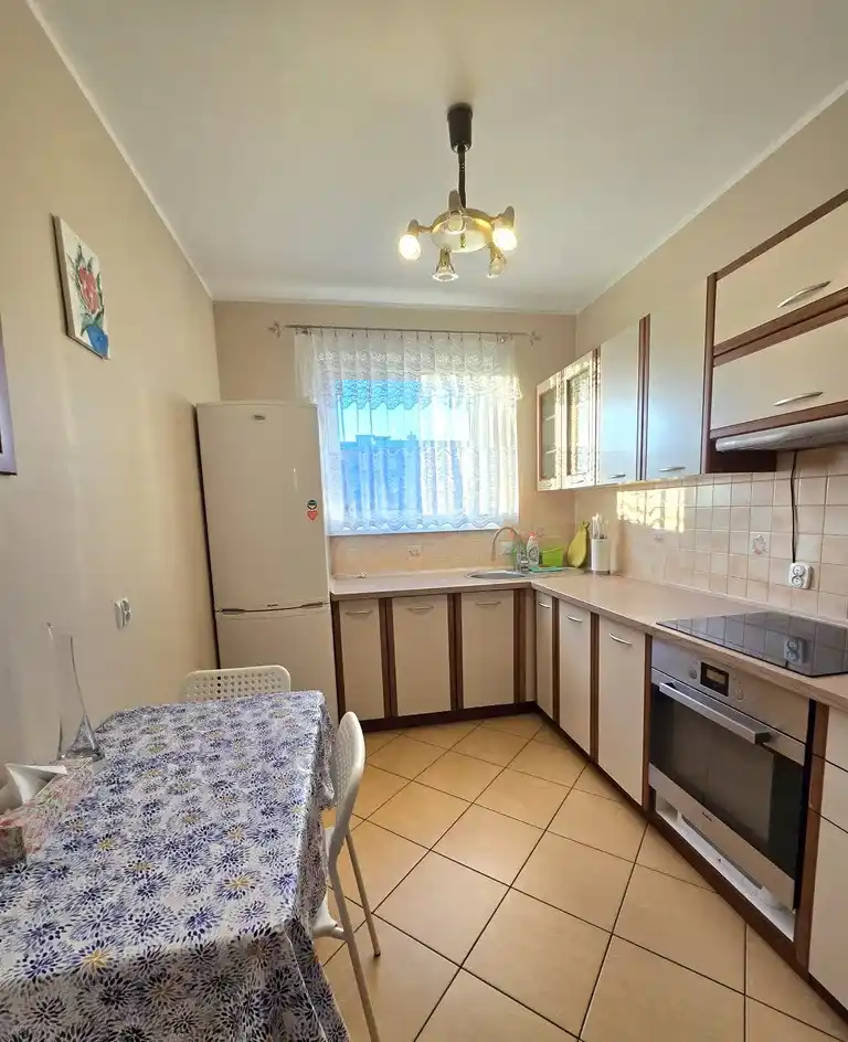 Jasne 2 pokoje z balkonem | Apartamentowiec | Świetna lokalizacja - zdjęcie 2