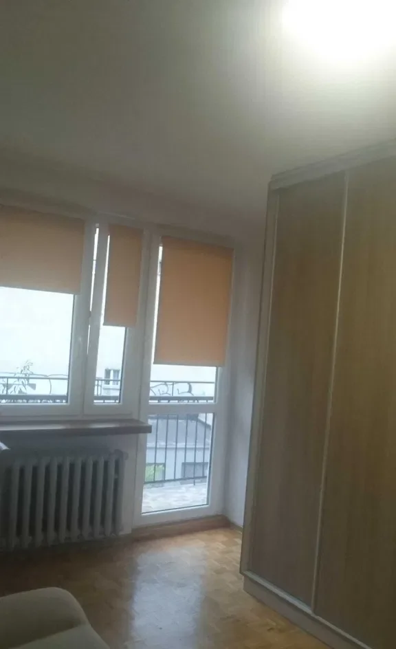 4 POKOJE + osobna kuchnia | duży balkon | zieleń | blisko biurowców - zdjęcie 2