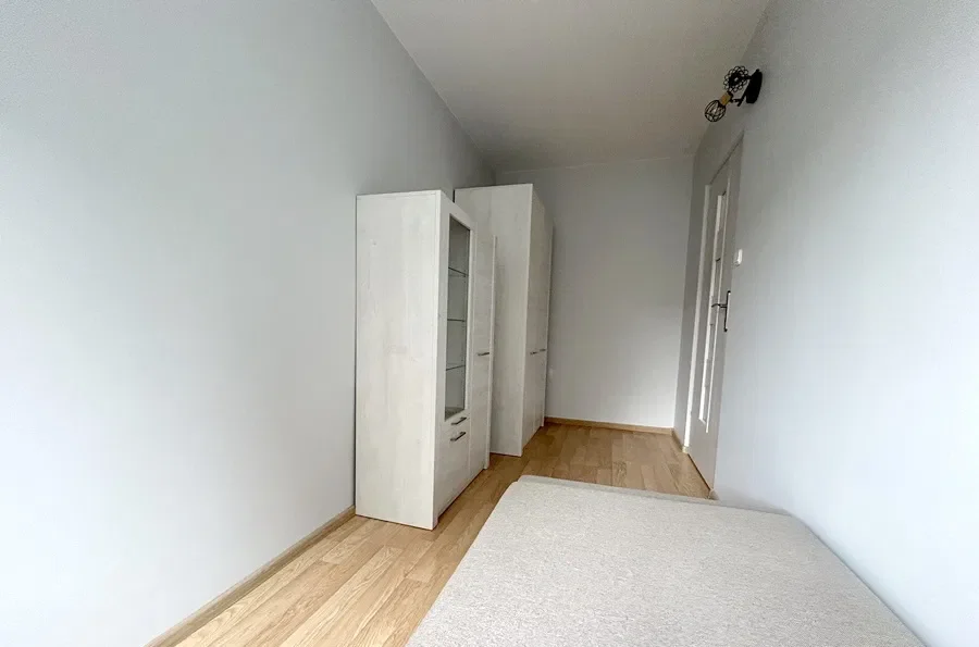 2 pok/ umeblowane wraz ze sprzętem AGD/ 2 piętro/ os. Piastowskie - zdjęcie 9