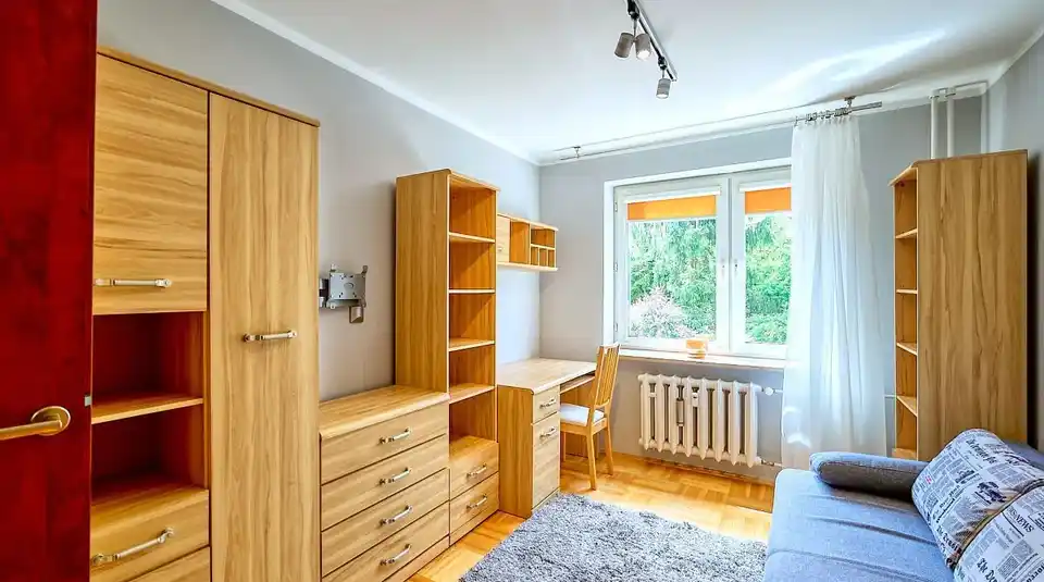 Przestronne 3-pokojowe mieszkanie z balkonem i par - zdjęcie 5