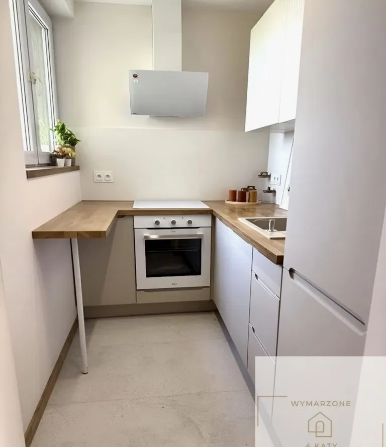 Nowoczesne mieszkanie 45 m² z klimatyzacją, balkonem, garażem i komórką