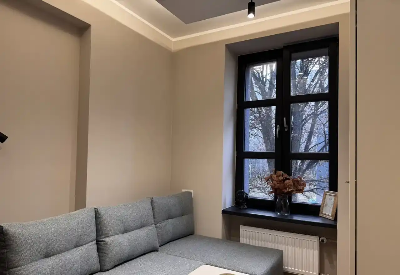 Przytulny pokój z łazienką obok Galerii Łodzkiej - Sienkiewicza 115