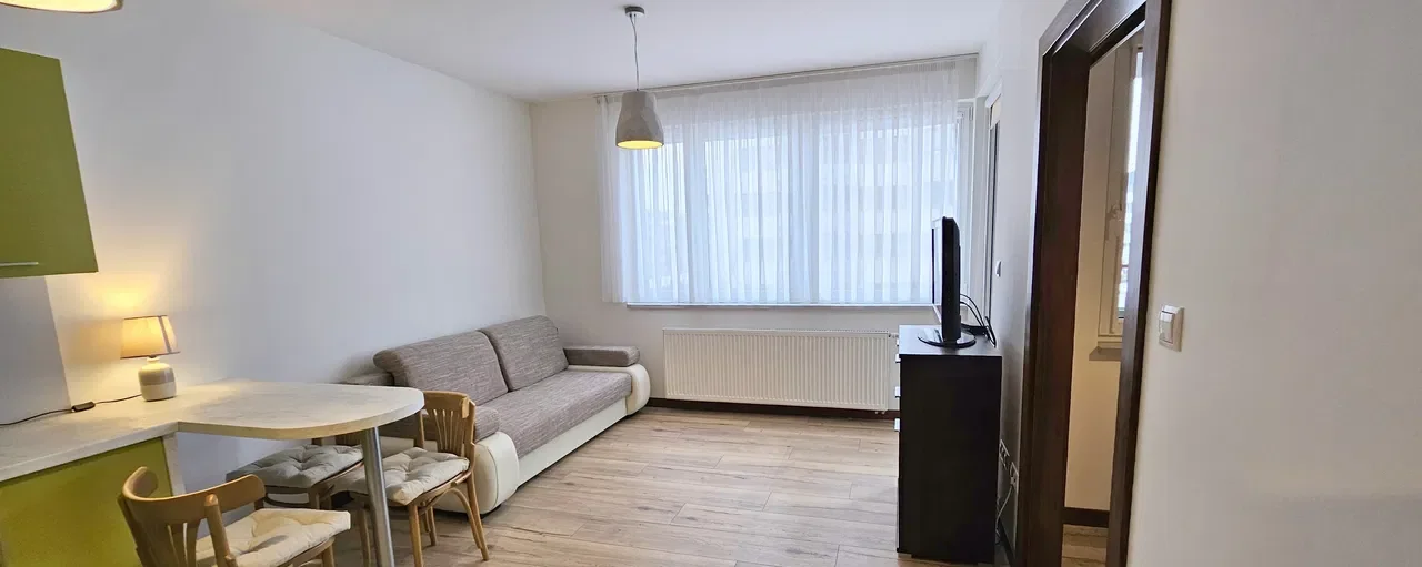 598N_Dwupokojowe mieszkanie os. Bażantowo, Kryształowa - zdjęcie 3