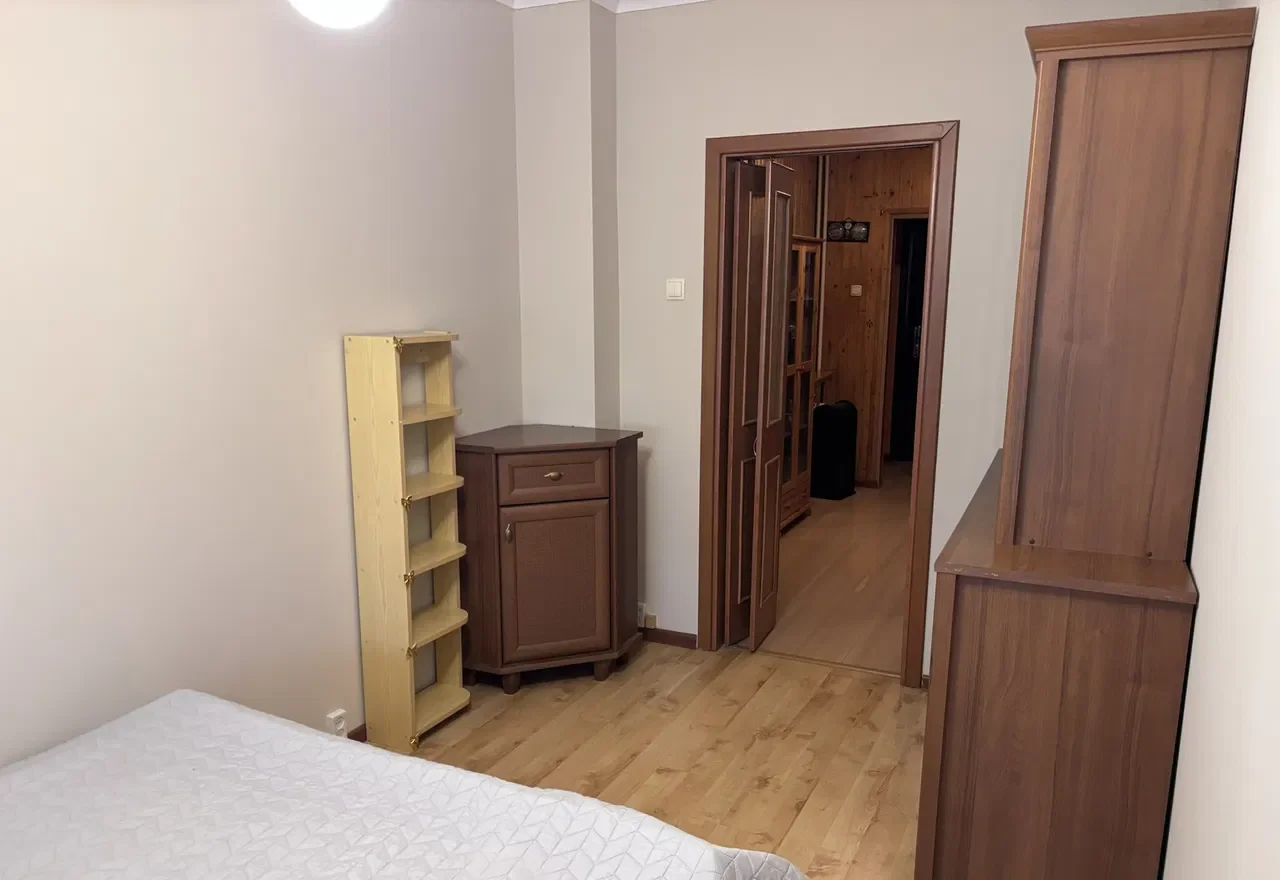 Przestronne 2 pokojowe mieszkanie z dużym balkonem - zdjęcie 10