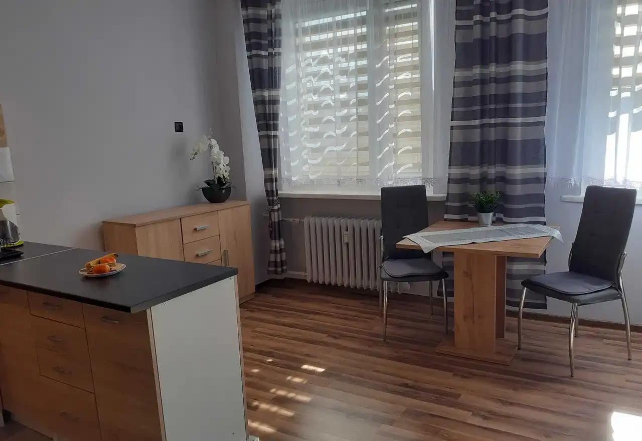 Przytulne mieszkanie w bloku niedaleko Manufaktury, Długosza 27. - zdjęcie 2