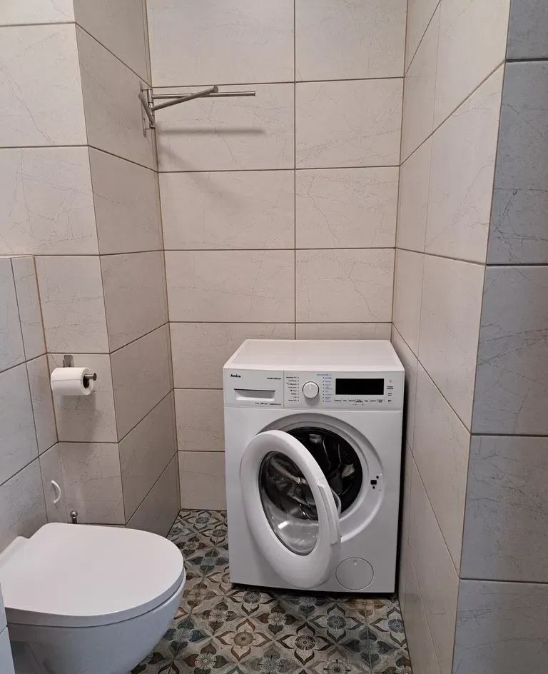 Trzy pokojowe mieszkanie z ogródkiem - zdjęcie 4