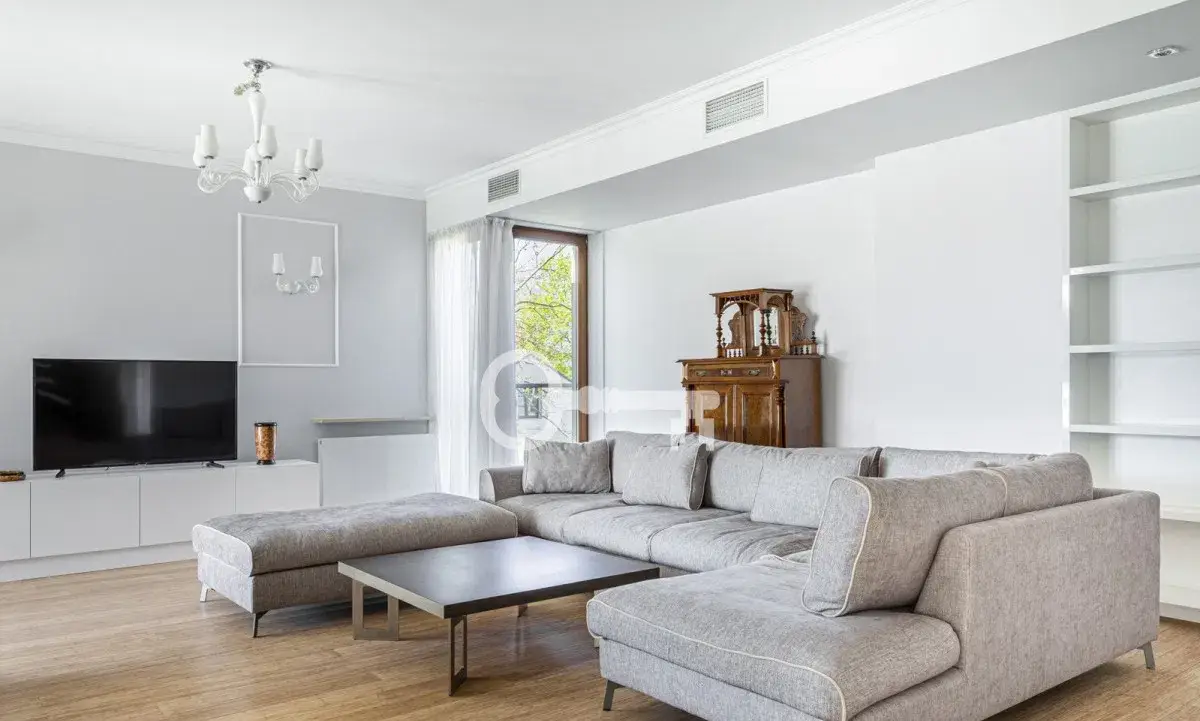 Luksusowy apartament z windą i tarasem - zdjęcie 3