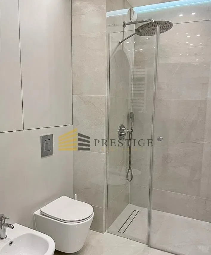 Nowoczesny apartament na Mokotowie - zdjęcie 9