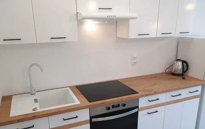 *Wynajmę nowoczesną kawalerkę w centrum, brak prowizji- ul. Matejki 4 - zdjęcie 6