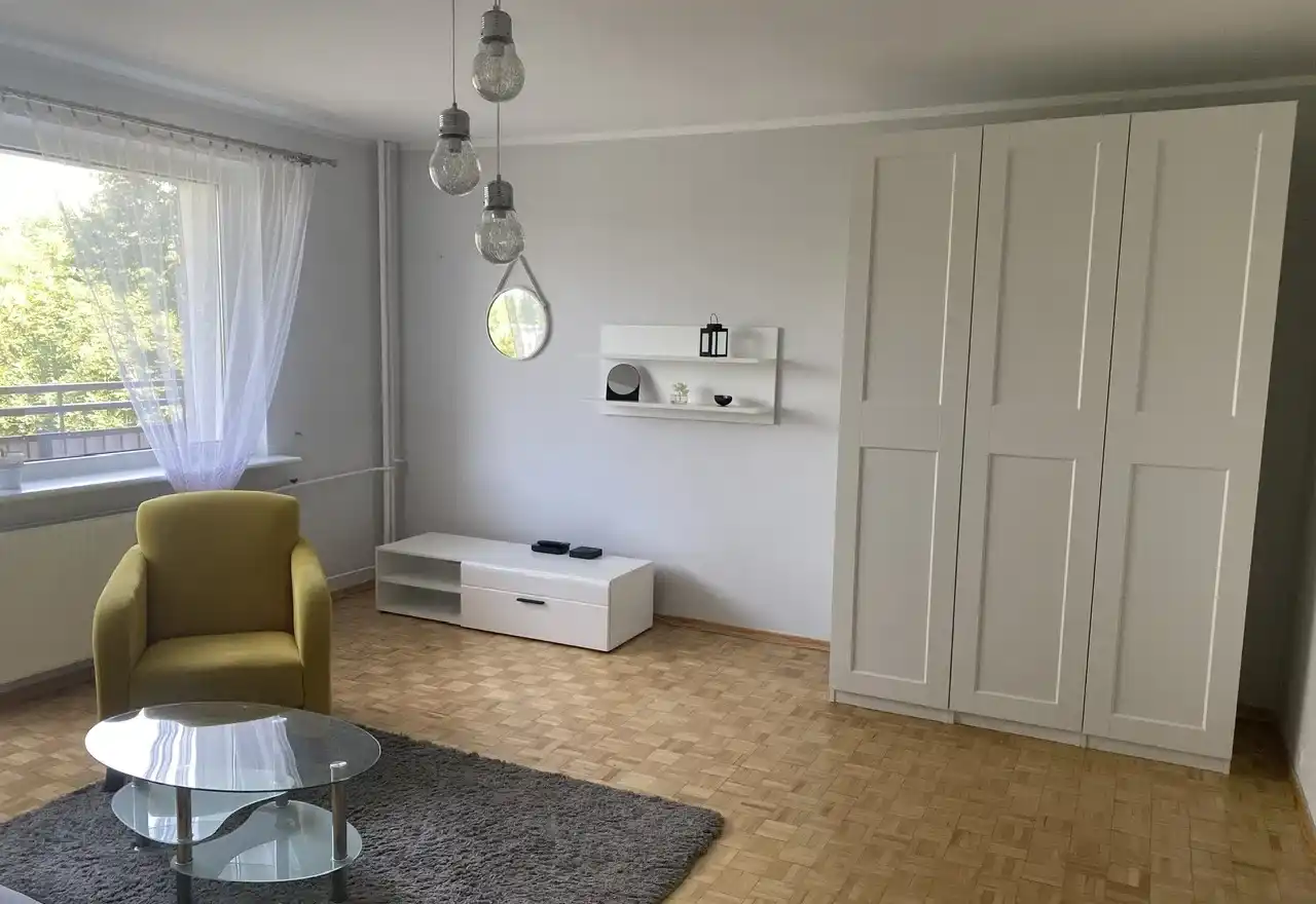 Pokój z balkonem na Piątkowie dla studentki - zdjęcie 4
