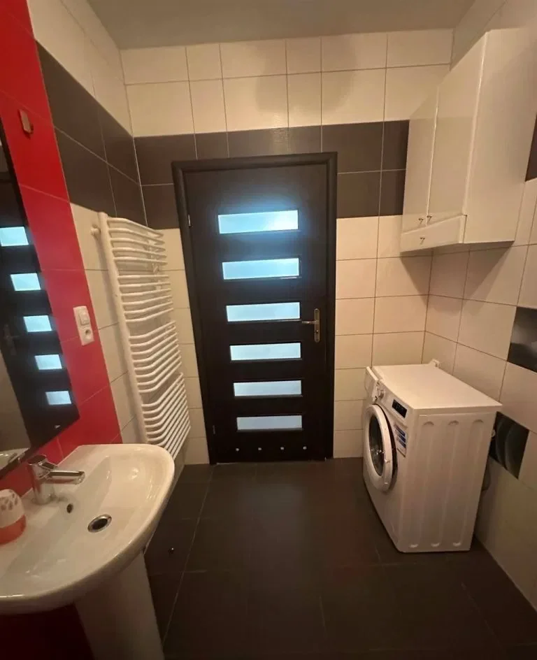 Dwupokojowe, balkon, garaż - zdjęcie 8