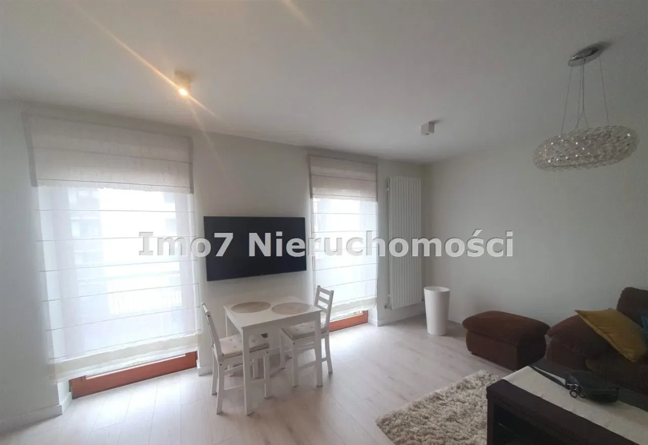 Mieszkanie 58 m2, 2 pokoje, z garażem i balkonem - zdjęcie 7