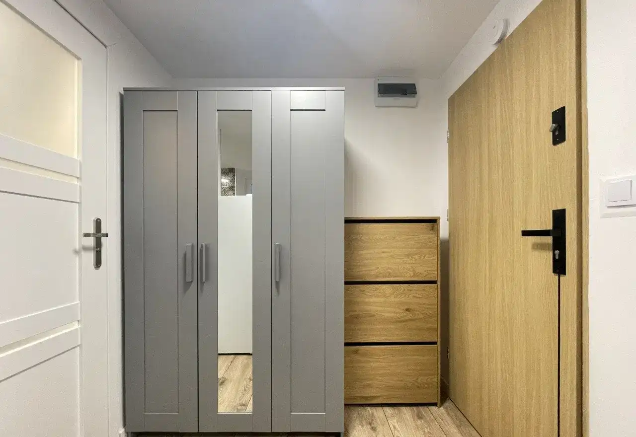 Kawalerka 18,5 m² - umeblowana, funkcjonalna I BEZ PROWIZJI - zdjęcie 7