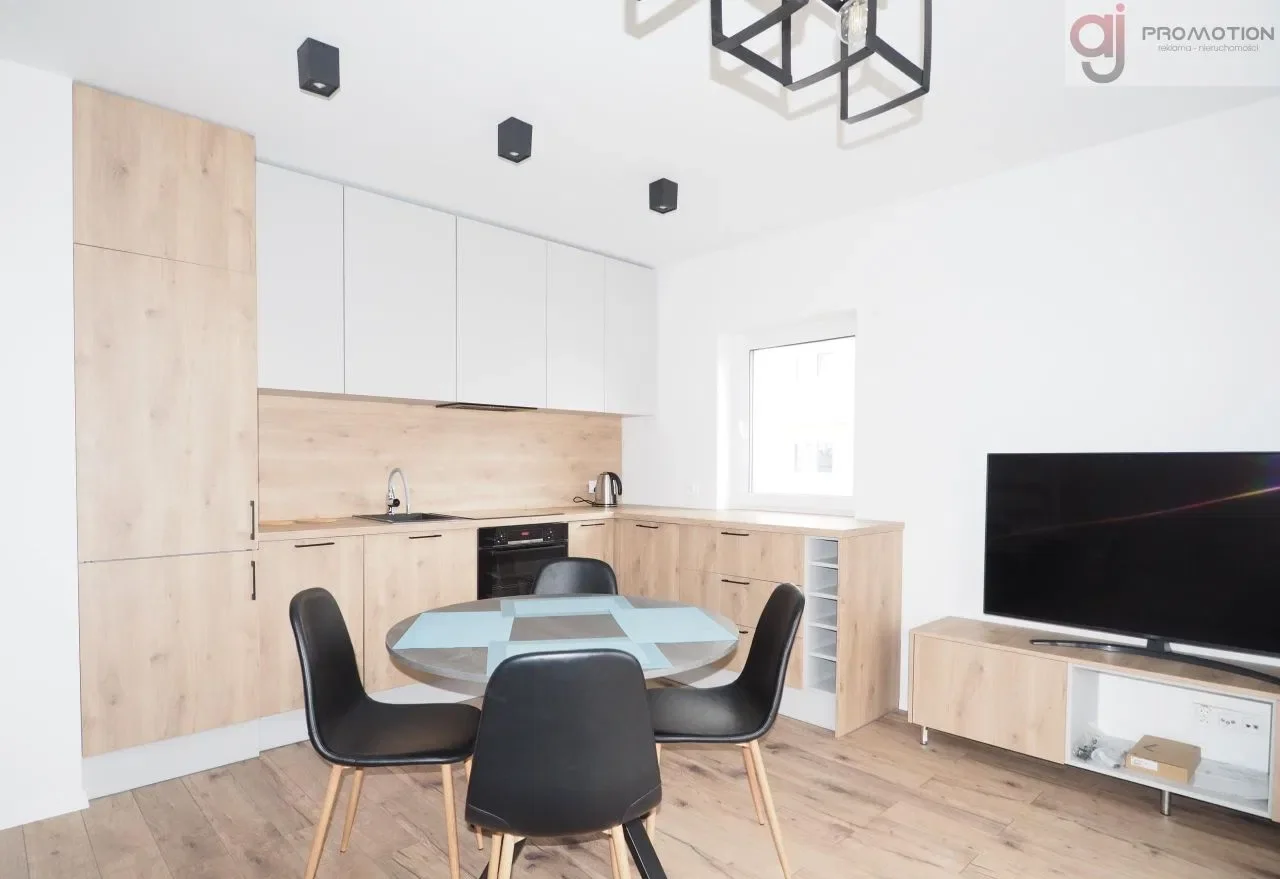 3-pokojowe mieszkanie w apartamentowcu - zdjęcie 2