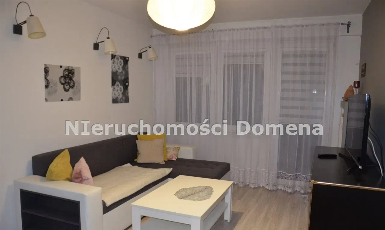 Mieszkanie, 49 m², Tomaszów Mazowiecki