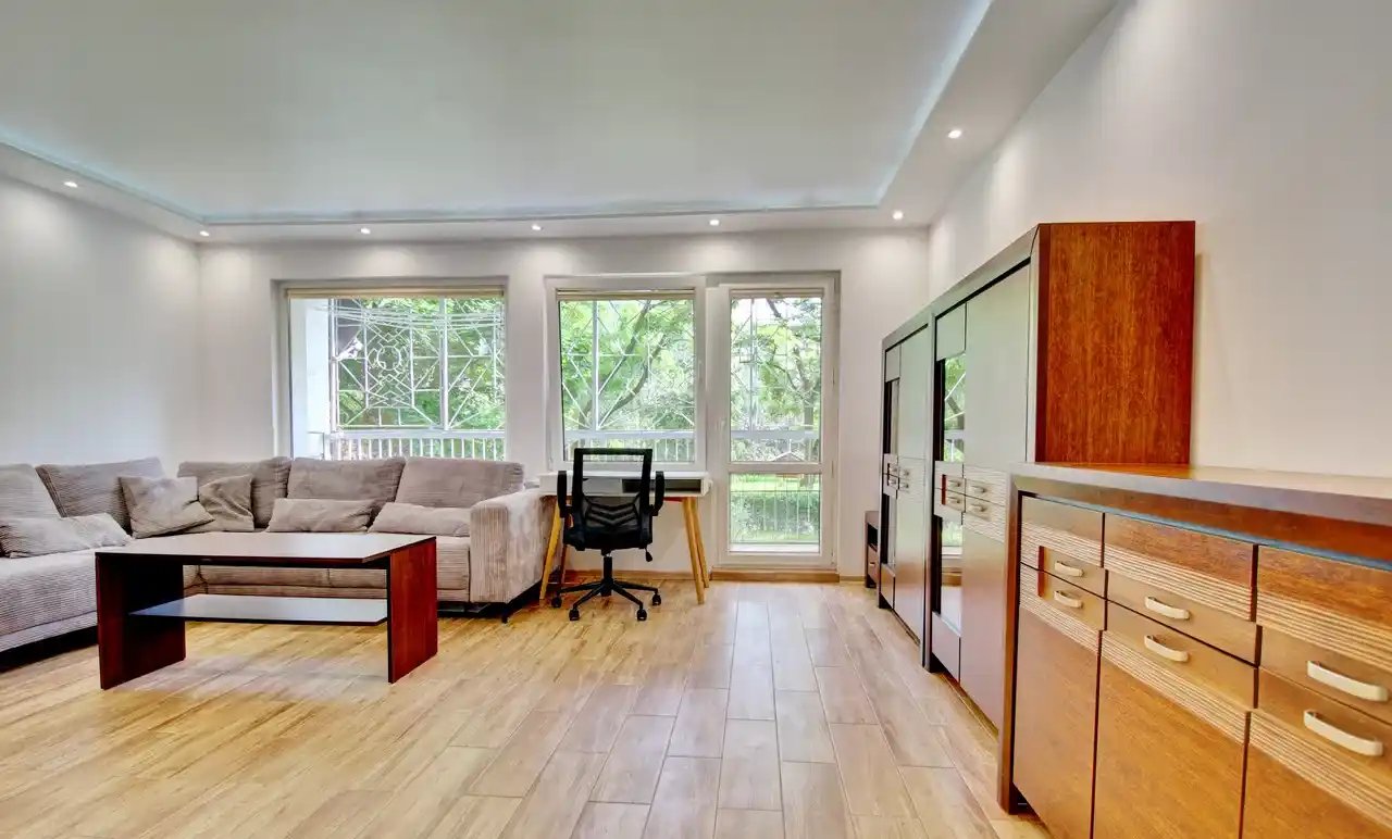 3 pokoje | Gaj| duży BALKON | zielona okolica| 65 m2