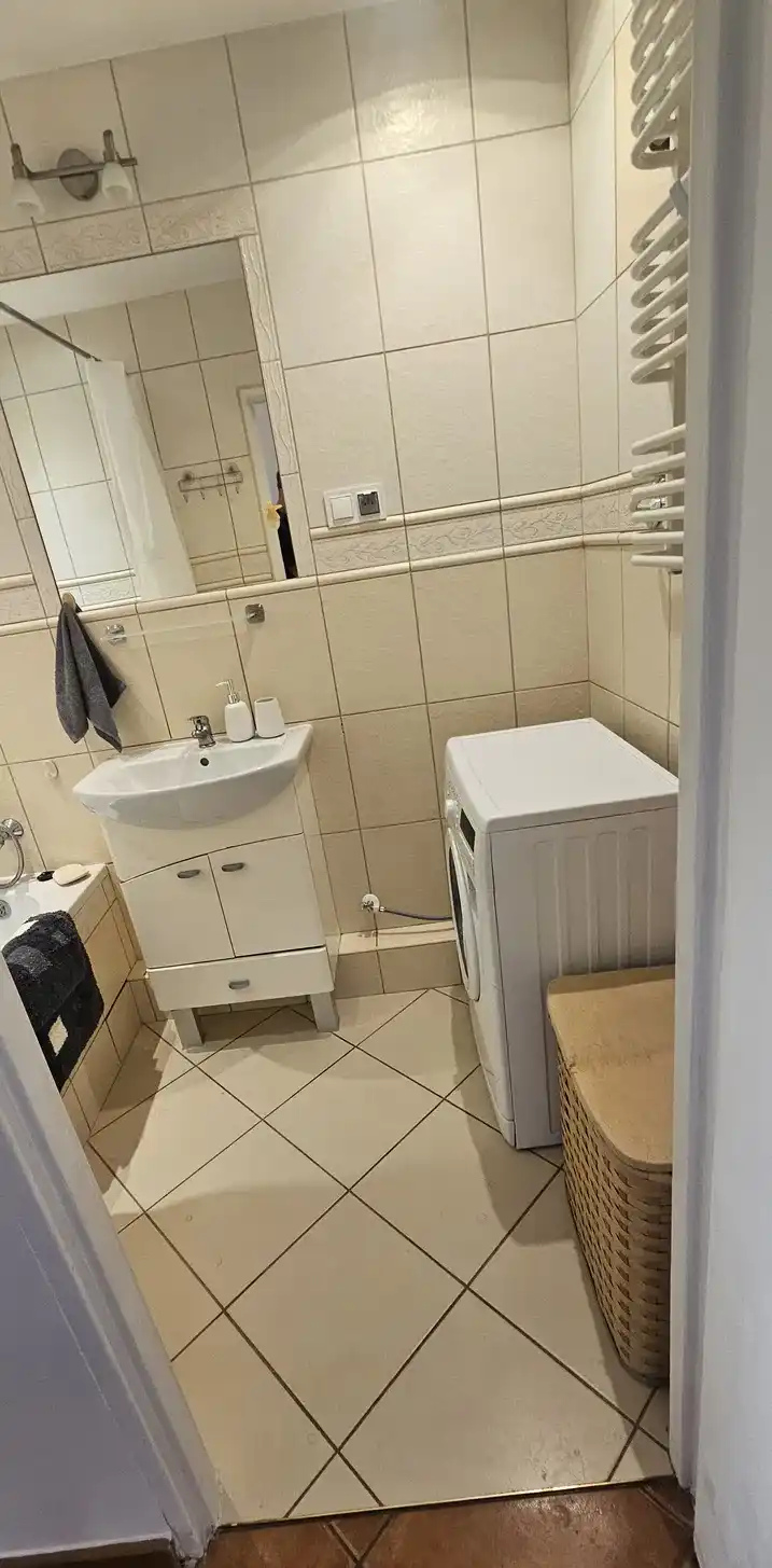 Mieszkanie z duszą zespołu Dżem. 4 pokoje z balkonem z osobna kuchnią. - zdjęcie 7