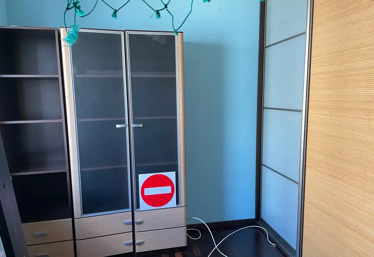 Umeblowana kawalerka na wynajem 1 piętro - zdjęcie 4