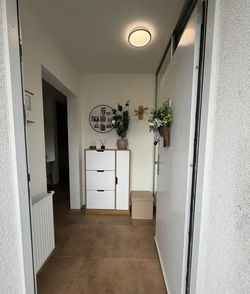 Uroczy dom 90 m² z ogrodem, klimatyzacją i wiatą garażową – Borówiec - zdjęcie 2