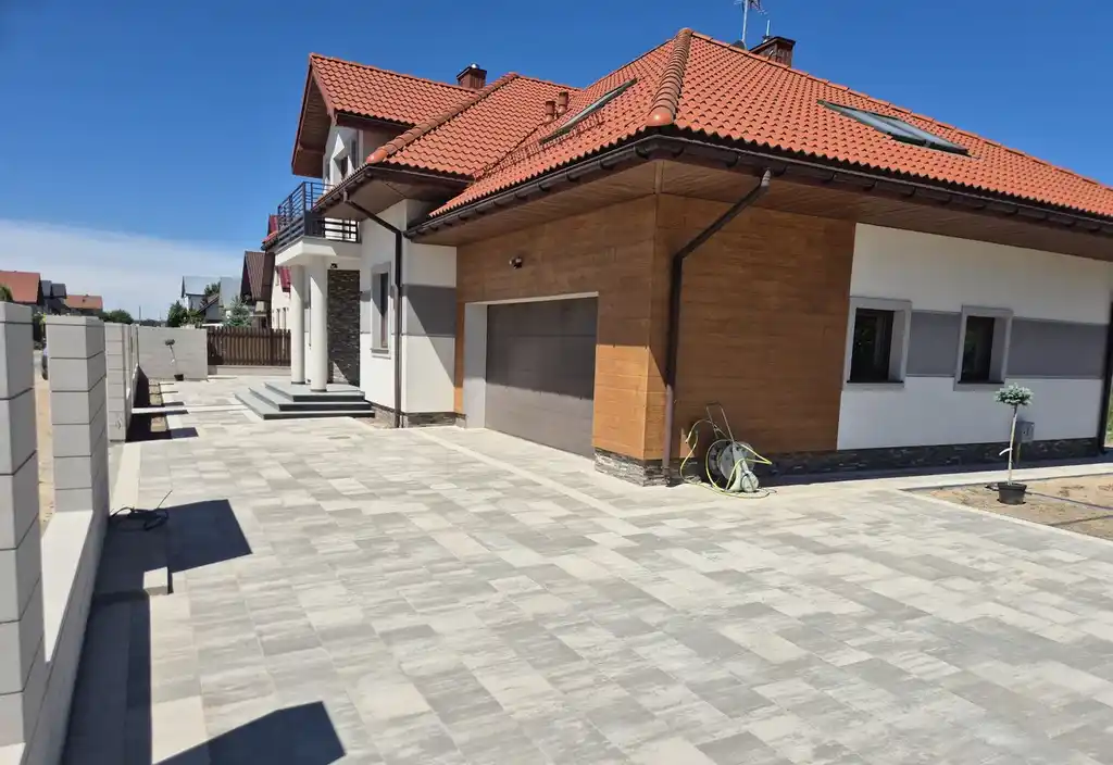 DOM PREMIUM NA WYNAJEM, SALA KINOWA – BIAŁYSTOK, DOJLIDY - zdjęcie 4