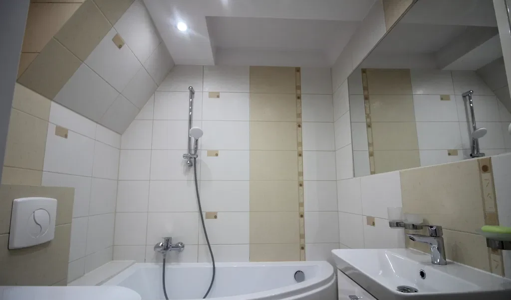 do wynajęcia - 3 pokoje z balkonem - zdjęcie 4
