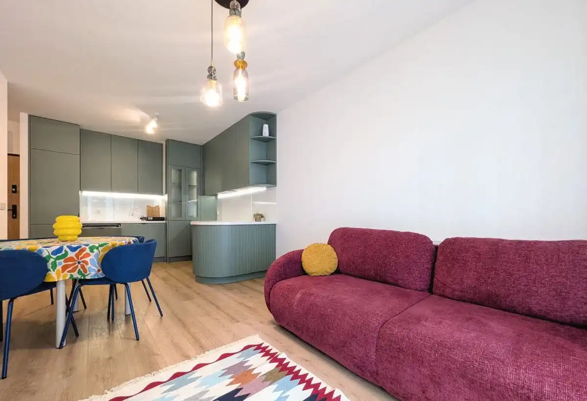 Mieszkanie 55m2, 3 pokoje, Warszawa - zdjęcie 2