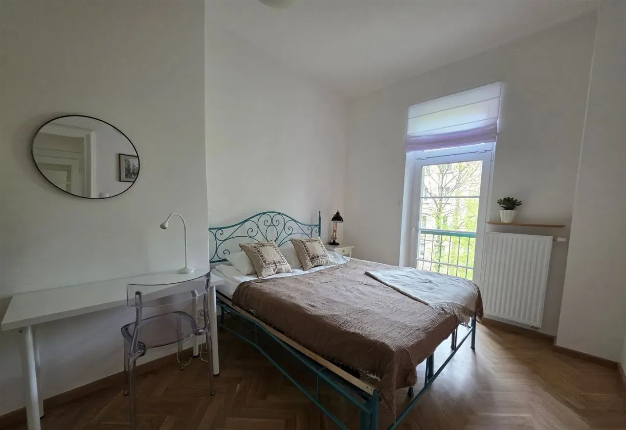 Luksusowe 4 pokojowe mieszkanie w Centrum Krakowa - zdjęcie 4