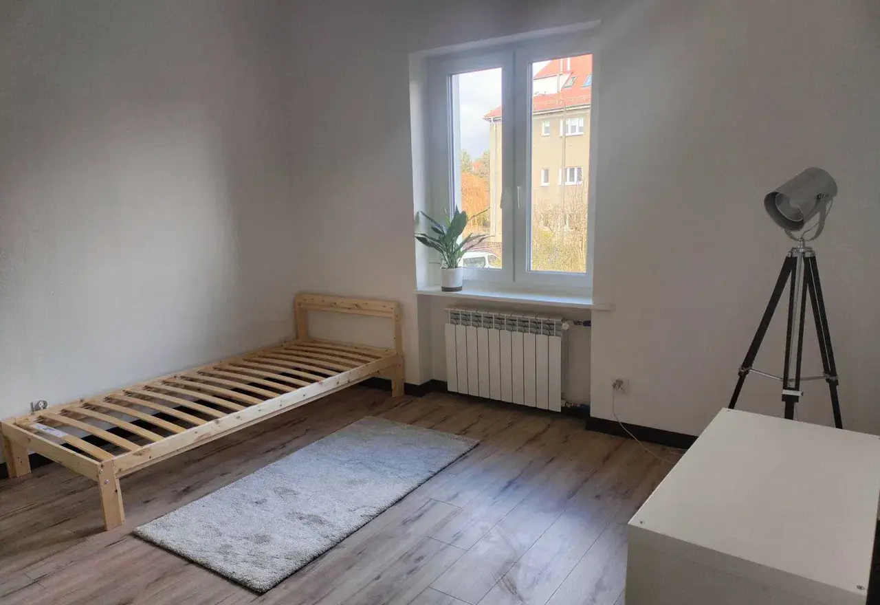Mieszkanie do wynajęcia z ogródkiem z altaną i piwnicą OD LIPCA - zdjęcie 5