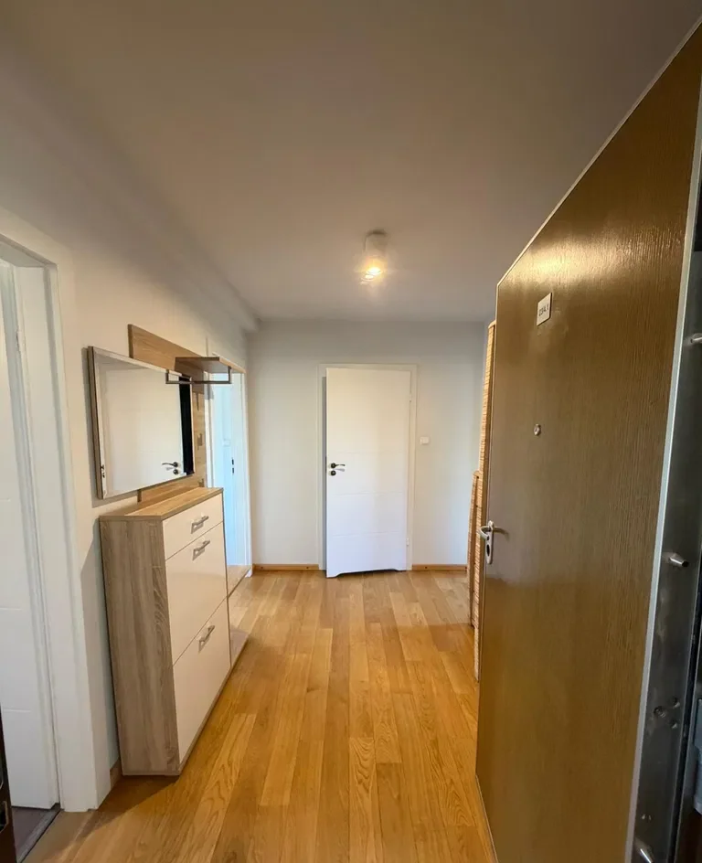 Komfortowe mieszkanie 52 m² z 2 miejscami parkingowymi - zdjęcie 4