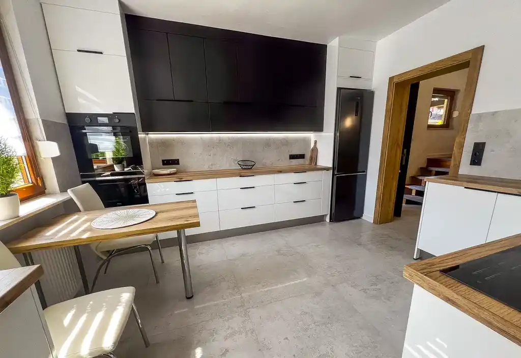 Dom po remoncie 250 m² ogród garaż Bluszczowa - zdjęcie 5