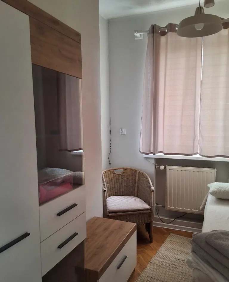 Pokój dla kobiety, wszystko wliczone - zdjęcie 5