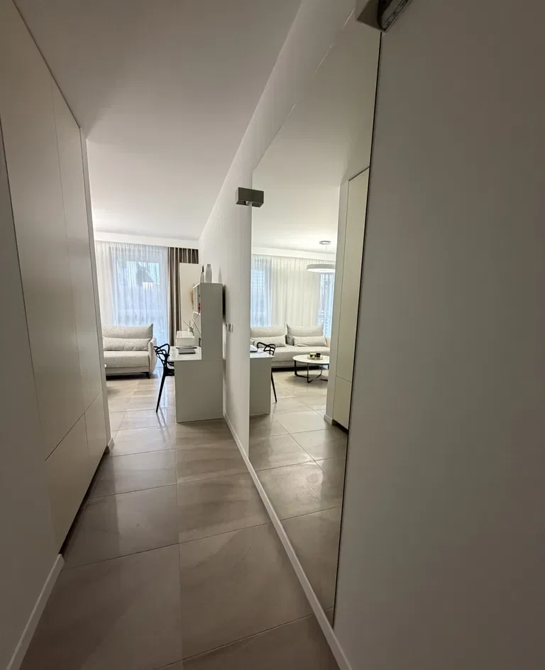 Komfortowa Kawalerka 31m2 z tarasem, TV i Internet gratis w Kielcach - zdjęcie 8