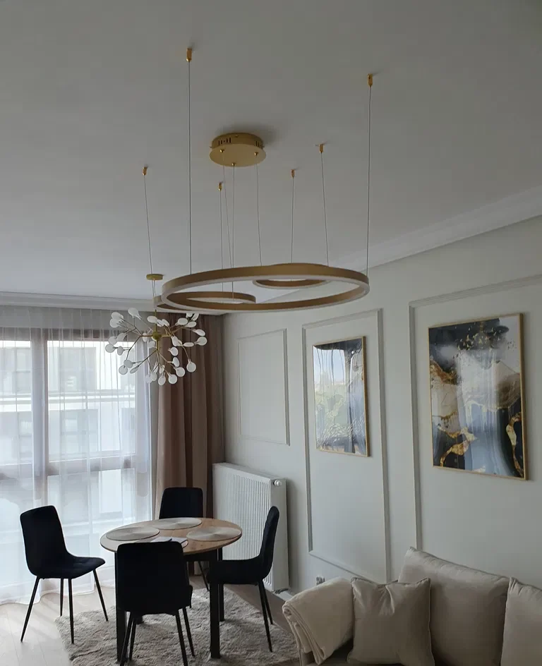 Stylowe mieszkanie z balkonem i oddzielną garderobą na Woli - zdjęcie 2