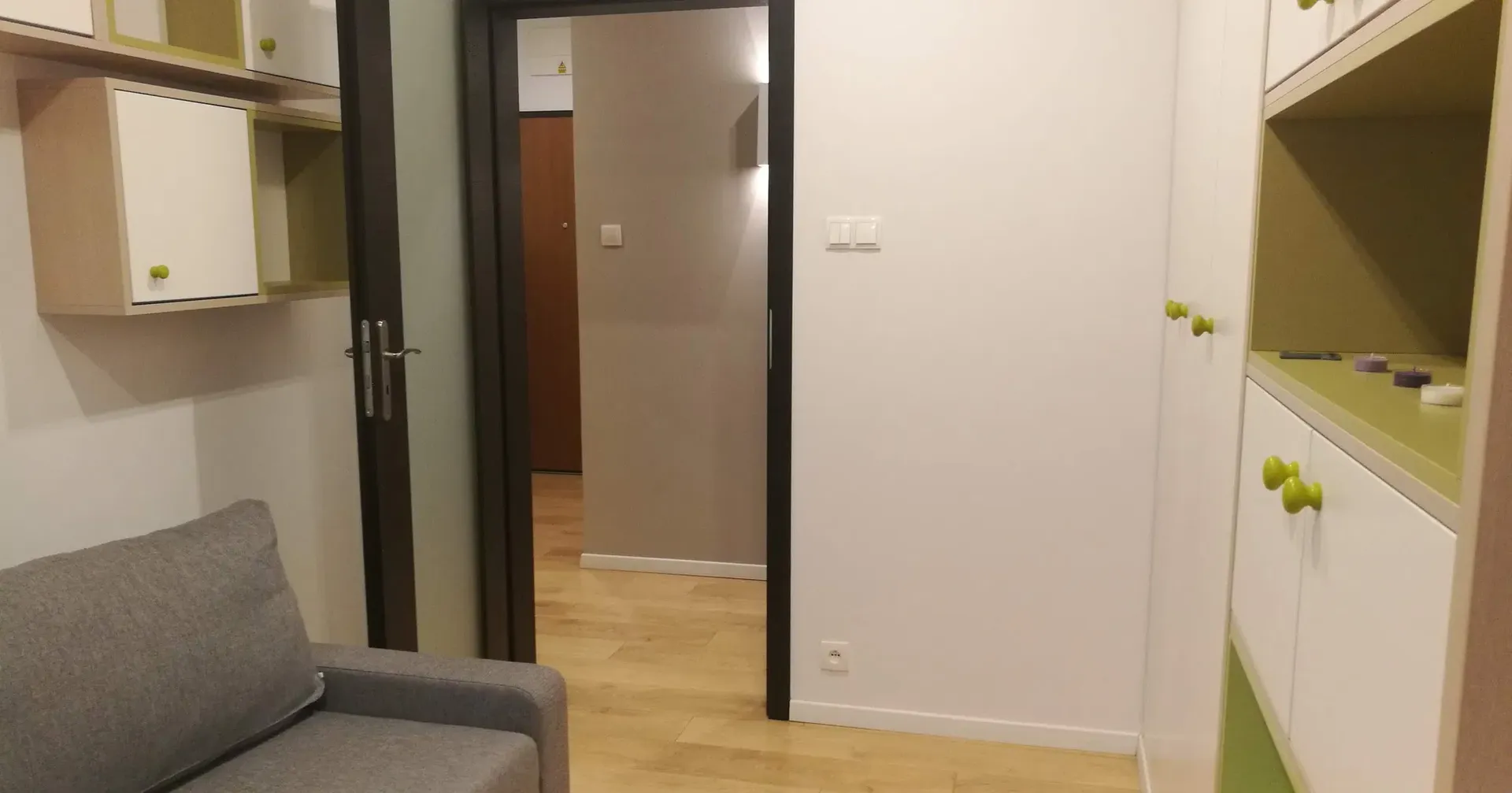 Bezpośrednio: 3-pokojowe mieszkanie 77 m², Osiedle Saska, Gocław - zdjęcie 6