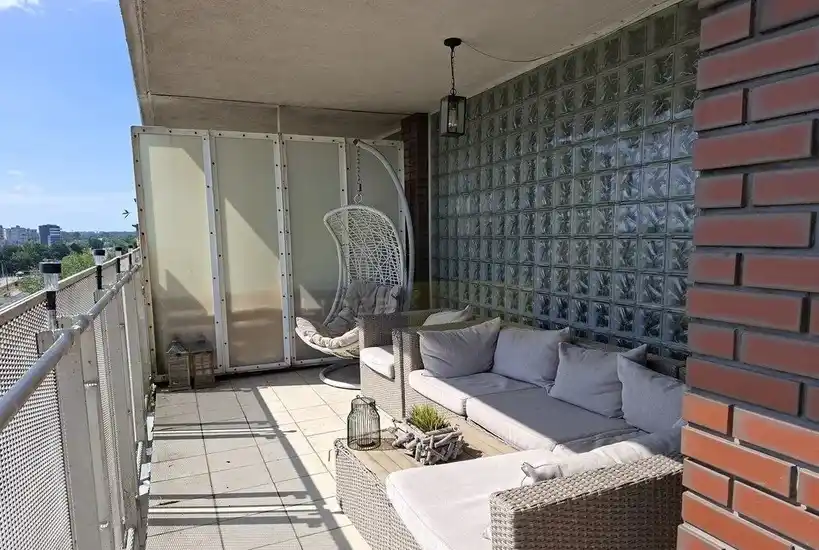2 pokoje, + 18m2 balkon, piękny widok- panorama - zdjęcie 2