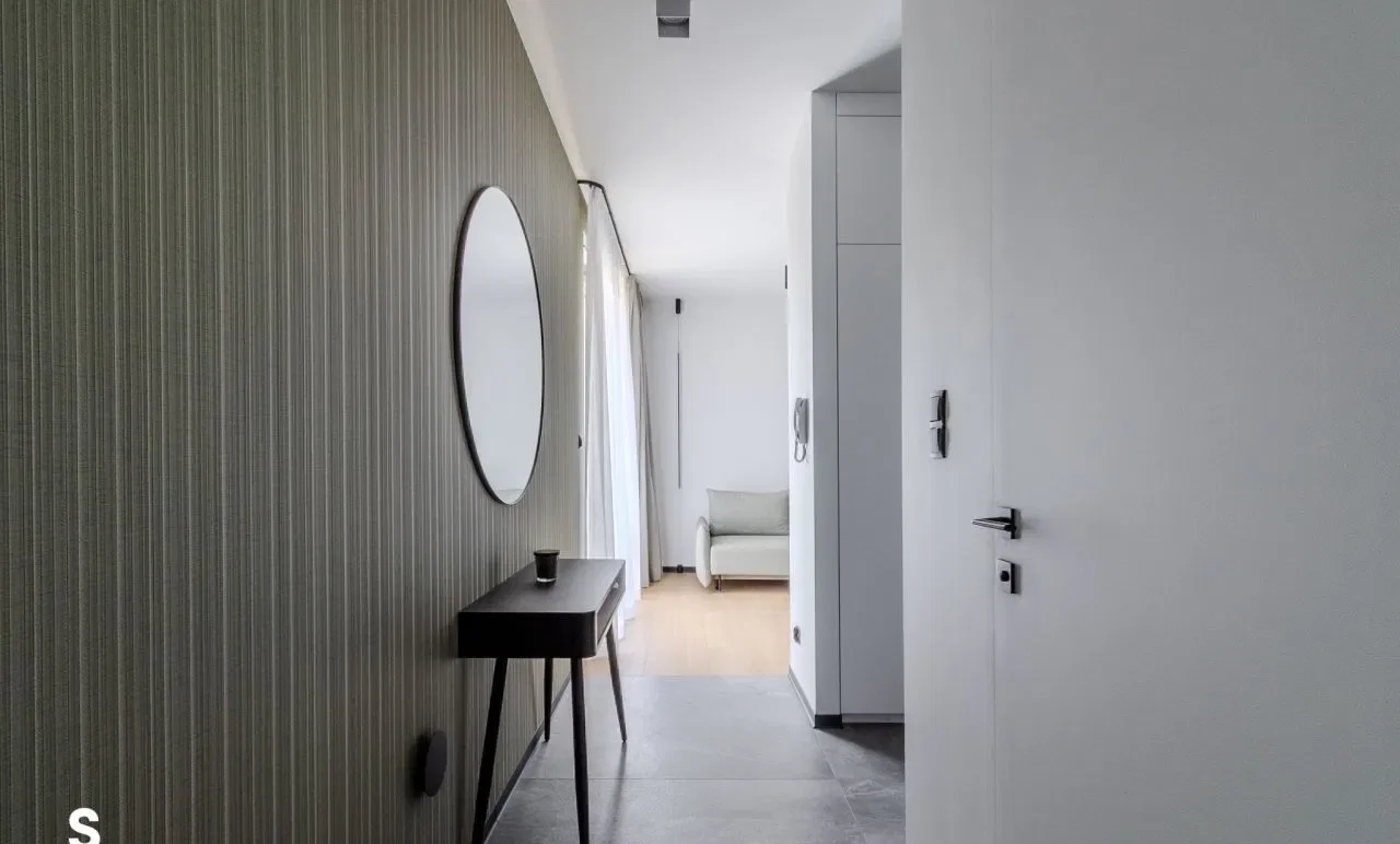 Gustowny apartament w centrum - zdjęcie 5