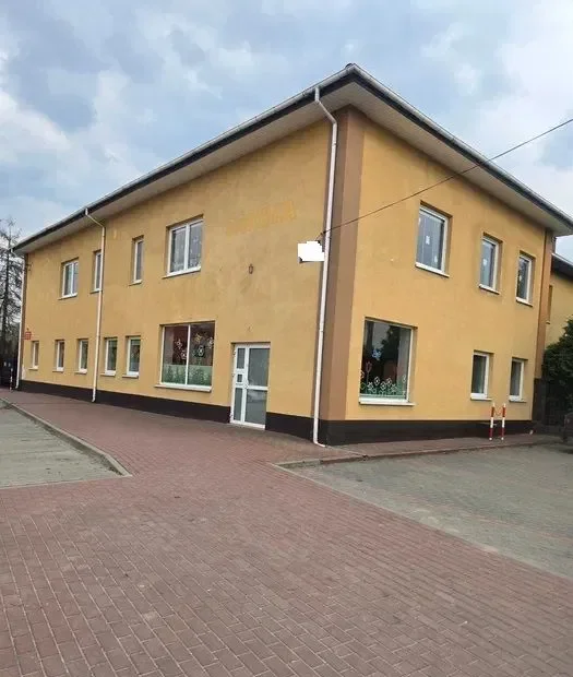 Dom na wynajem w Kobyłce - zdjęcie 2