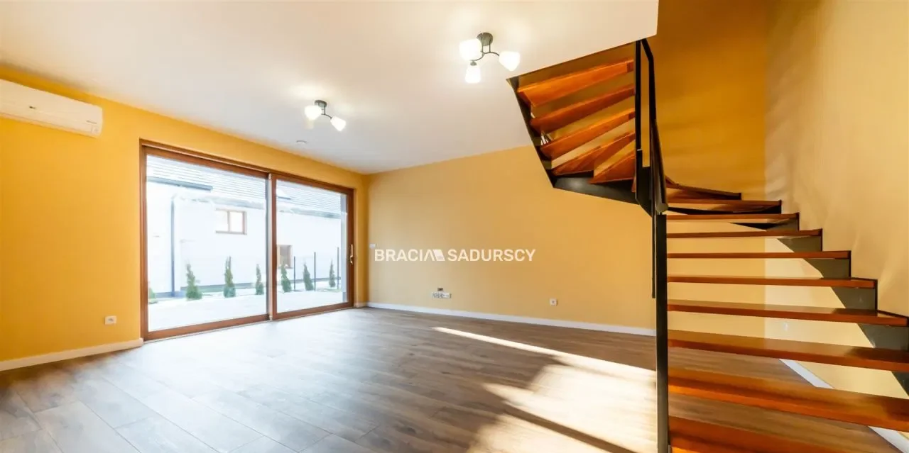 Wysoki Standard, 220 m2, 4,5 arowa dzaiłka, Nowy - zdjęcie 8