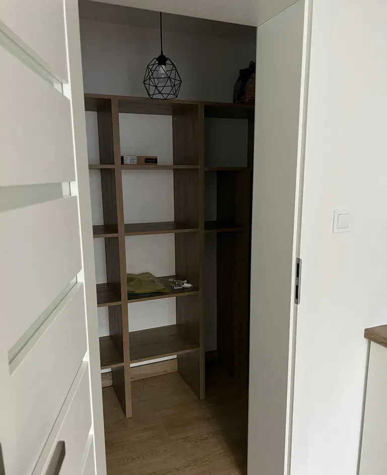 Mieszkanie 86m2 z ogródkiem i dwoma miejscami postojowymi w Krakowie - zdjęcie 6
