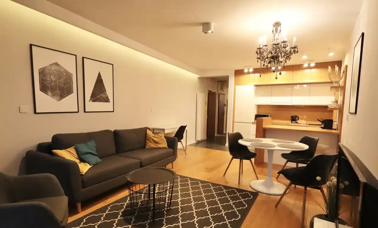 PL / UA / EN | 2 Pokoje | 55 m2 | os. Podwawelskie | Garaż | Kom&oacute;rka - zdjęcie 9