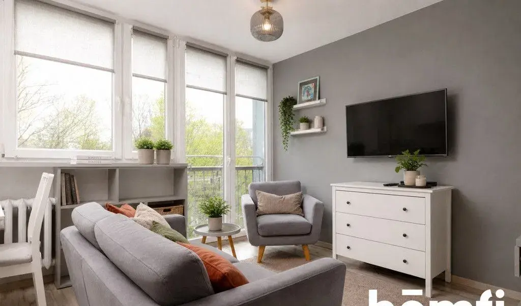 Kawalerka z wydzieloną sypialnią w centrum - zdjęcie 5
