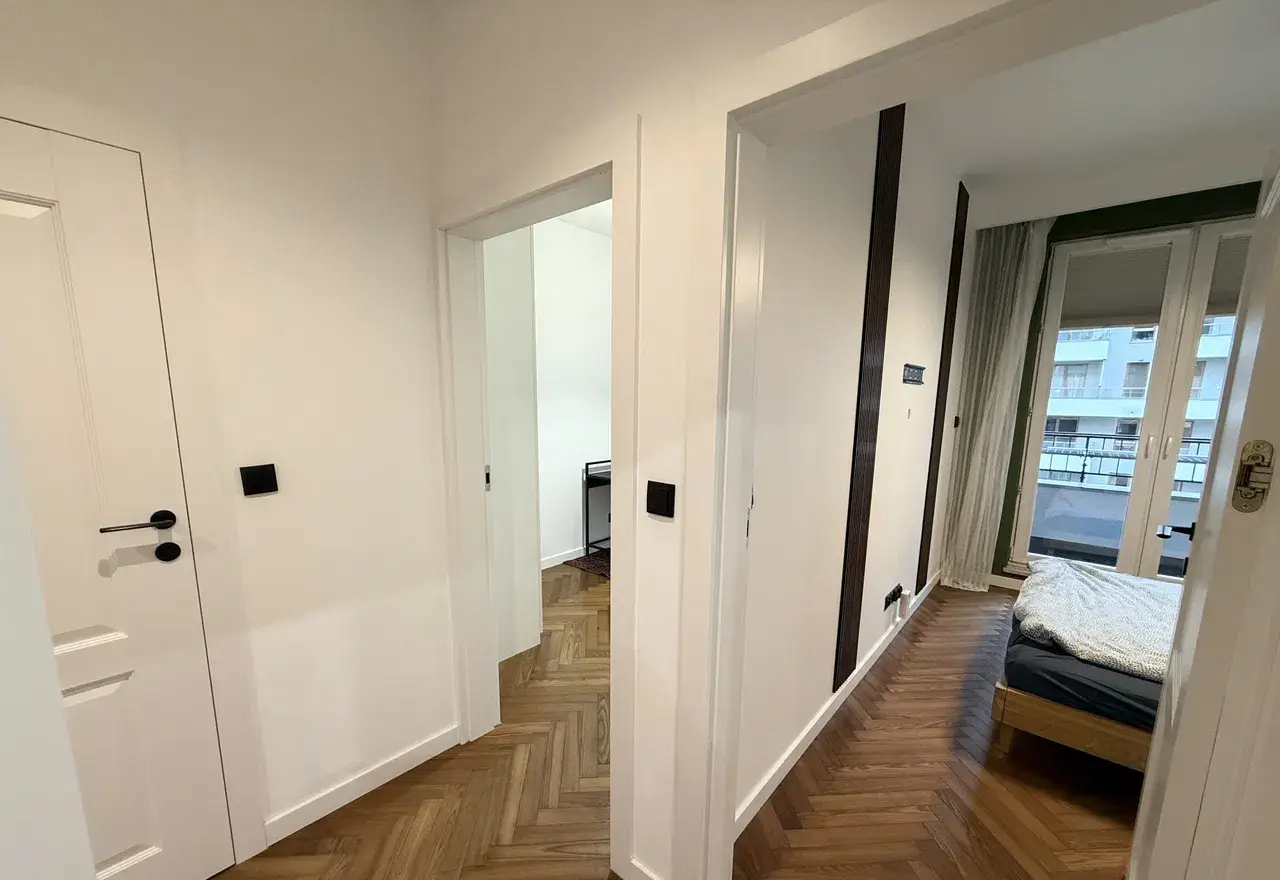 Przestronny apartament na Woli | 2 BALKONY| 2 ŁAZIENKI | KLIMATYZACJA - zdjęcie 9