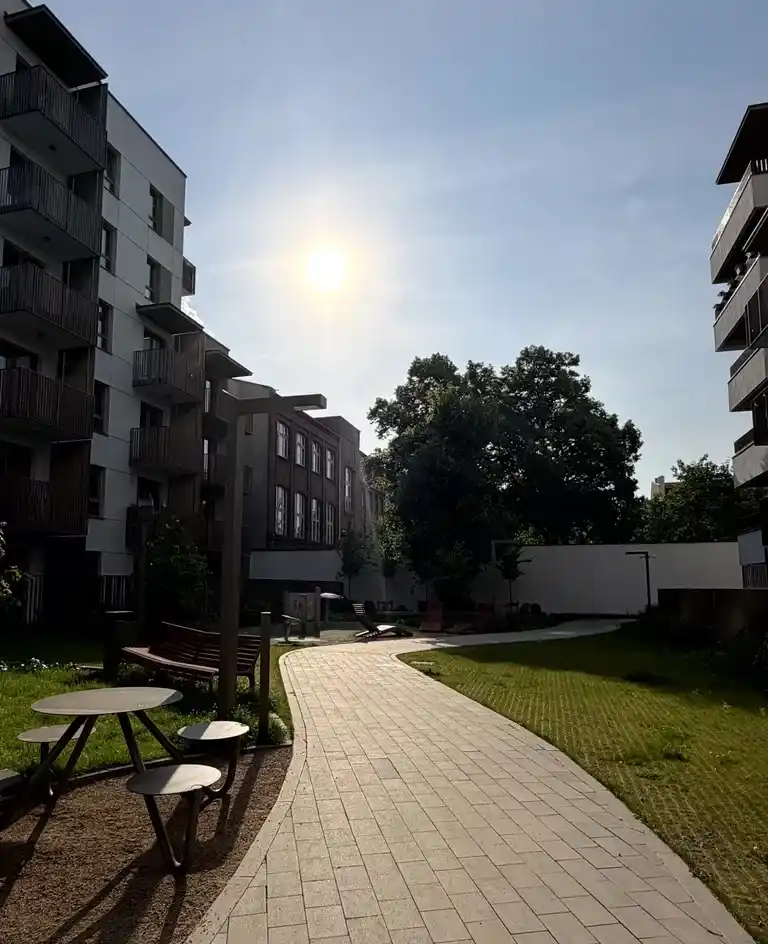Nowe, wysokie 2,90m, klimatyzacja| Ochrona | Pierwszy najem|Wyposażone - zdjęcie 2