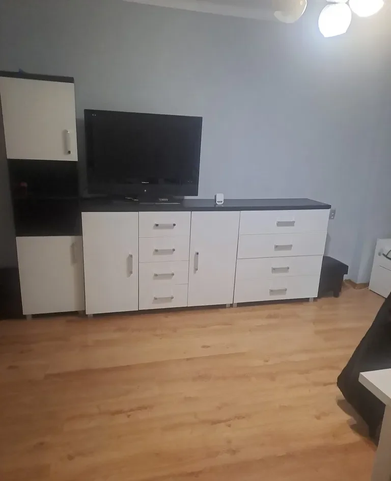 Kawalerka w blokach dobra drugie rzeczy - zdjęcie 2