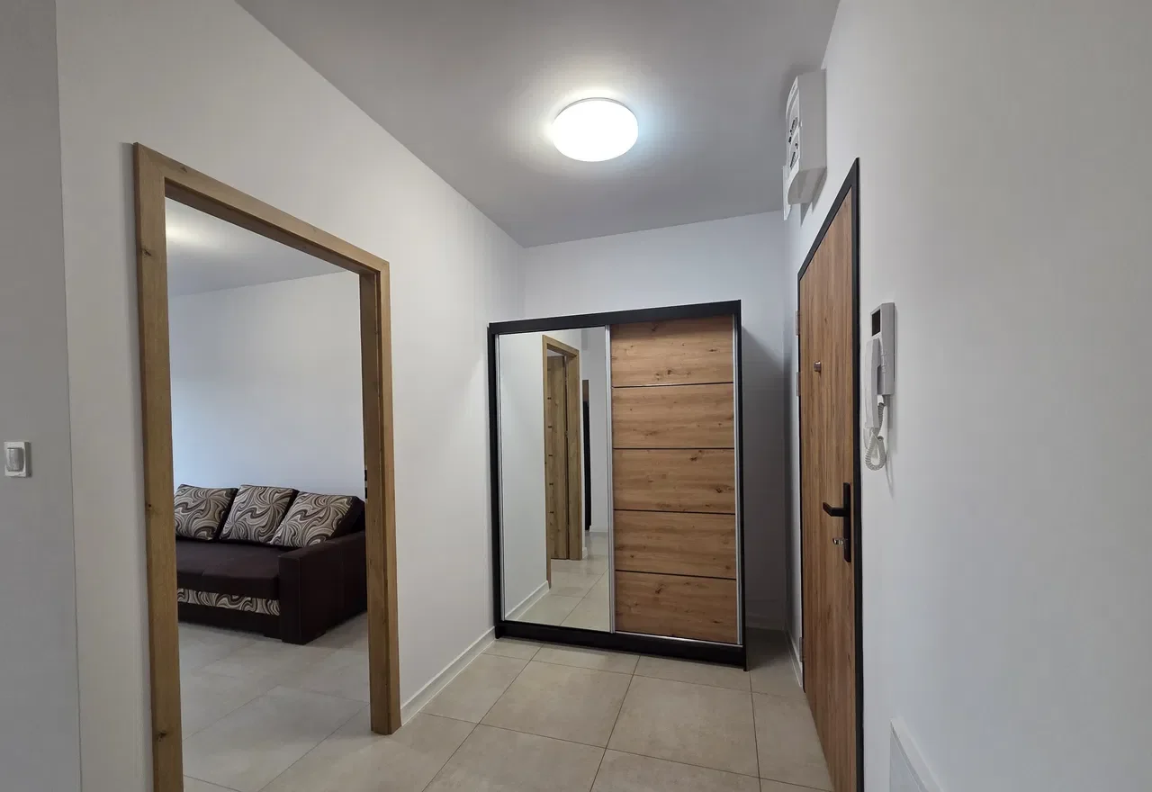 2-pokojowe mieszkanie, tuż po remoncie, nowy blok, parter, duży balkon, Międzyrzecz - zdjęcie 4