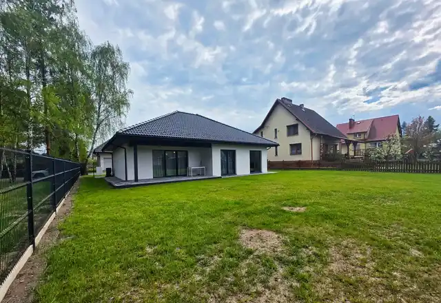 Dom pod lasem! 105m2! 4 pokoje! Cisza i spokój! Od zaraz! - zdjęcie 2