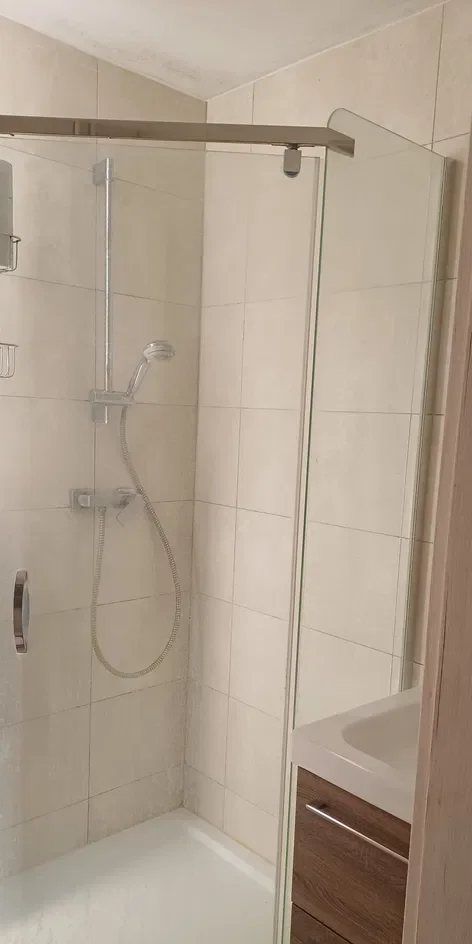 Apartament z widokiem na zielony Poznań. - zdjęcie 3