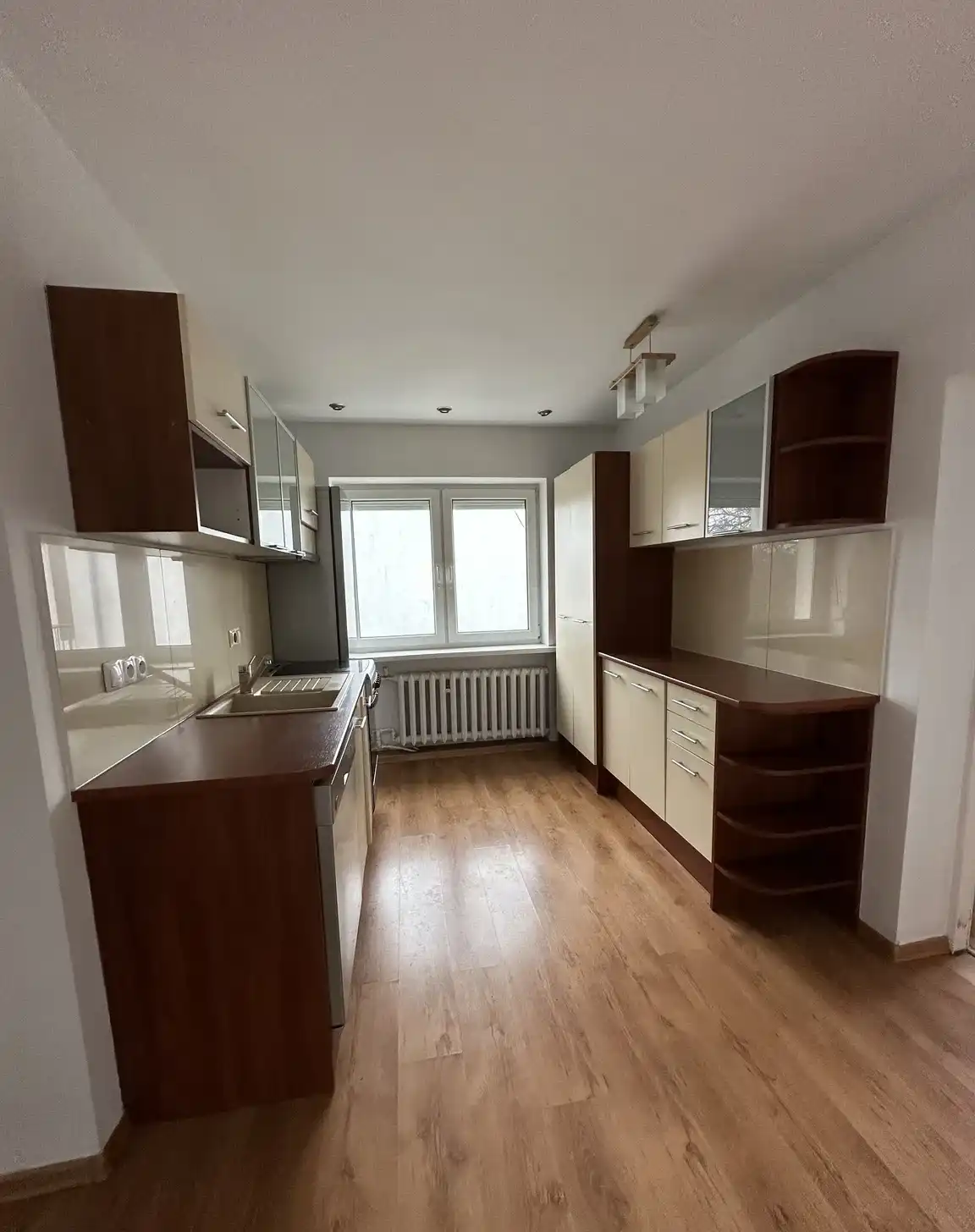 Mieszkanie 70m², 3 pokoje z 2 tarasami, bez czynszu, w spokojnej okolicy - zdjęcie 8